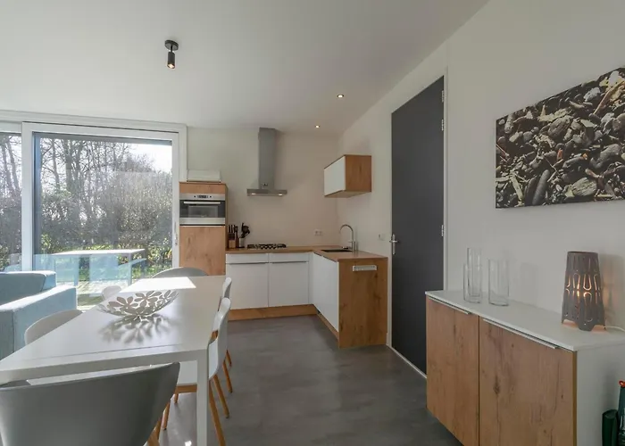 Near Dutch And Bulb Fields 別荘